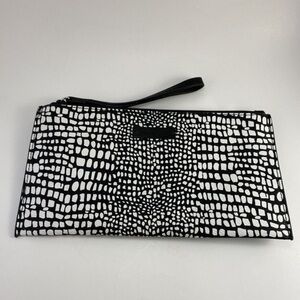 Vera Bradley Clutch Wallet Card Holder Wristlet Black & White Women’s